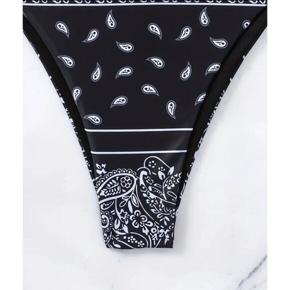 Black and White Paisley Halter Neck Centre Core Tie String Bikini SMALL - Picture 7 of 7